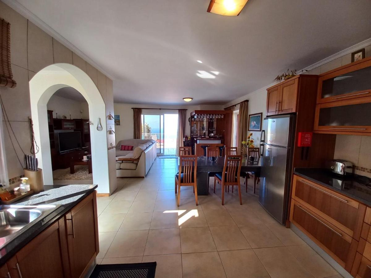 Casa Abreu Gouveia In Ponta Do Pargo Villa Calheta  Dış mekan fotoğraf